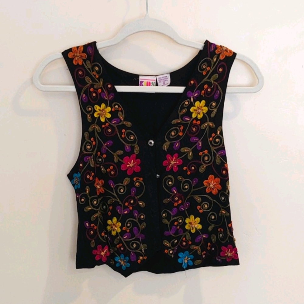 🔥 4/$20 Embroidered vest